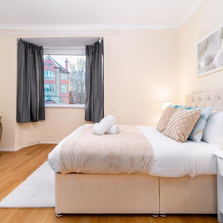 Luxury 3 Bedroom House - Harborne - Parking - Garden - Wifi & Netflix 122G Birmingham Exterior foto